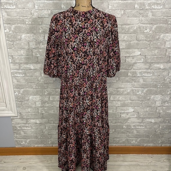 Leota Miranda Floral Midi Dress - Picture 2 of 11